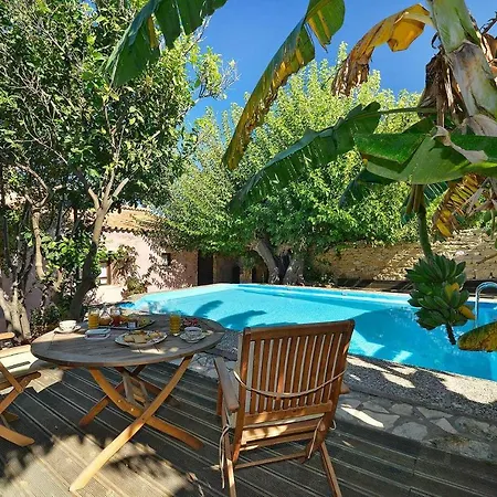 Kamares Private Pool