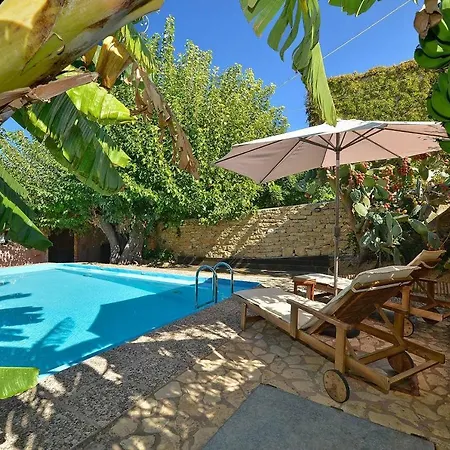 Kamares Private Pool *