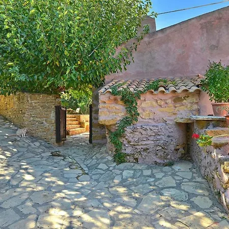 Kamares Private Pool Villa *